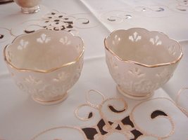 Compatible with Lenox Fleur de Lis Collection pair of bowls [85C] - £50.04 GBP