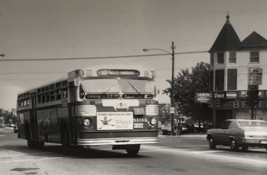 Chicago Transit Authority CTA Bus #8104 Route 10 Wells Harrison Photo Gilbey&#39;s - £7.13 GBP