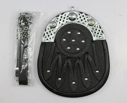 Black Leather Hunting Sporran With Chain Belt - $1,128.65 MXN