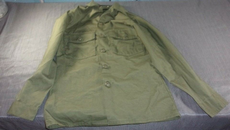 1978 VIETNAM ERA OG-507 OLIVE GREEN UTILITY POLY/COTTON MAN&#39;S SHIRT 14.5... - $30.59