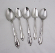 Oneida stainless deluxe flatware Strathmore 3 soup spoons 2 teaspoons - $14.40