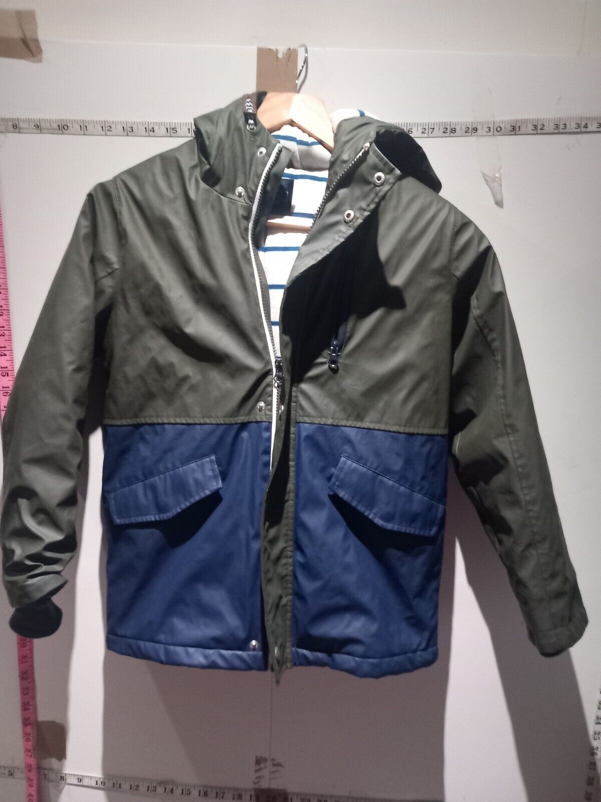 Primary image for Boys Waterproof Jacket Size 10 years old Green/Blue JACKET EXPRESS SHIPPING