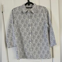 SAG HARBOR Three-Quarter Sleeve Button-down Blouse Size Medium - $19.80