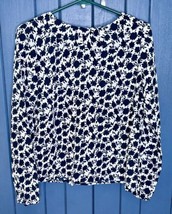 Floral Print Blouse Shirt Juniors Medium Pointed Peter Pan Collar Retro Mod - $9.90