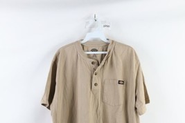 Vintage Dickies Mens XL Faded Spell Out Short Sleeve Pocket Henley T-Shirt Beige - £27.50 GBP