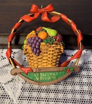 Hallmark Christmas Welcome Basket Ornament 1991 - £5.96 GBP