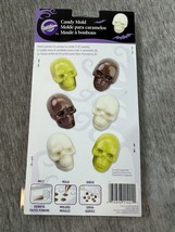 Wilton Candy Mold Halloween Skull 3D Head 2115-1421 Chocolate Treat Spoo... - $19.79