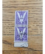 US Stamp &quot;Win the War&quot; 3c Used Violet Strip of 2 - $1.29