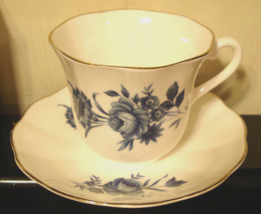 Elizabethan Fine Bone China Porcelain By Taylor &amp; Kent Pottery Blue Rose Vtg - £11.63 GBP