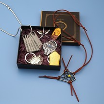 Game Death Stranding Jewelry Set Sam Necklace Key Chain Pins Brooch Leather Brac - £39.36 GBP