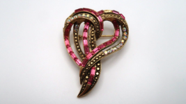 Vintage WEISS Pink and Iridescent Gold Heart Brooch 5.7cm - £76.48 GBP