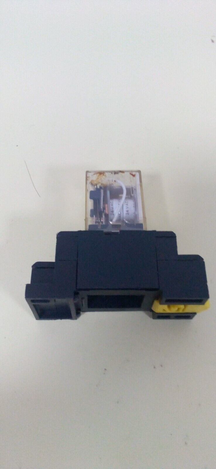 Omron MY2 Control Miniature Control Relay With Socket base 5A 240VAC - $18.70