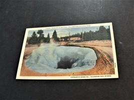 Morning Glory Pool-Yellowstone National Park, Wyoming -Unposted Linen Postcard. - £5.95 GBP