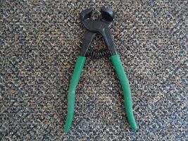 Drop Forged Green Handle Nail Pulling Pliers " Great Collectible Item " - $20.99
