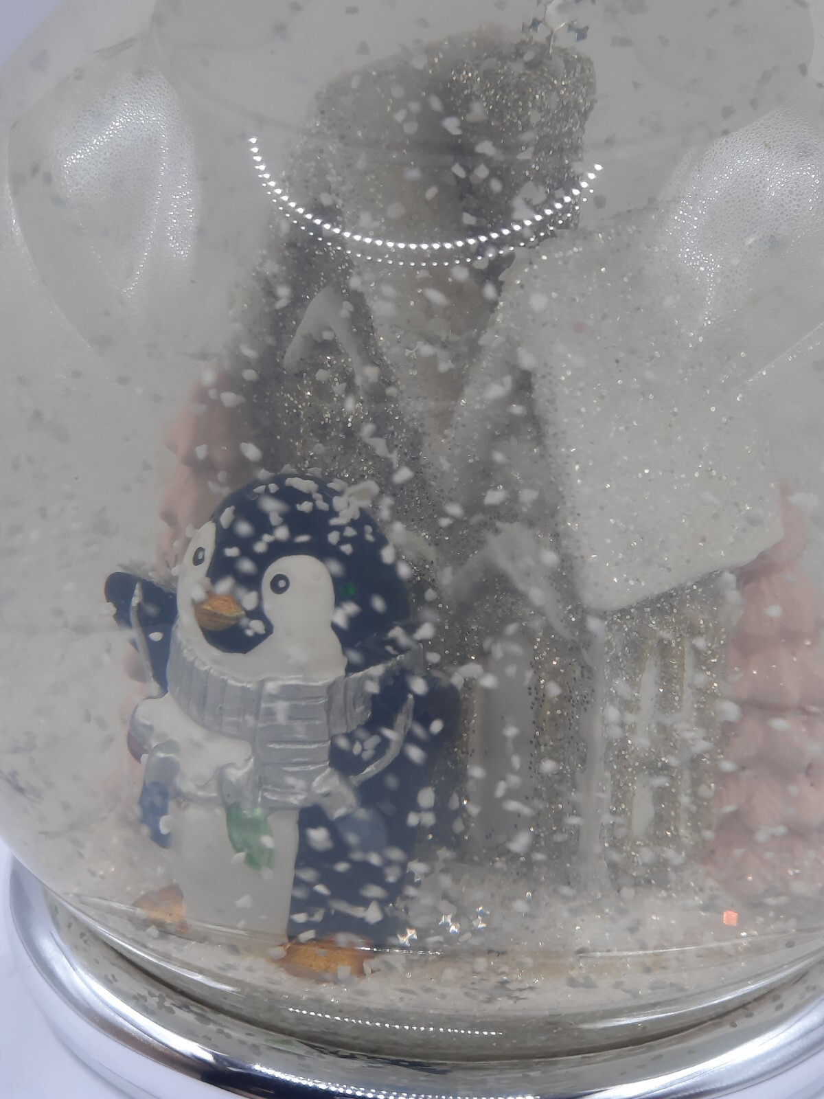 Bath & Body Works Snow Globe Penguins 3 Wick Candle Holder Winter Holiday USED Item image 7