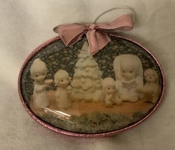 Vintage ~Precious Moments Holiday Ornament - £3.73 GBP