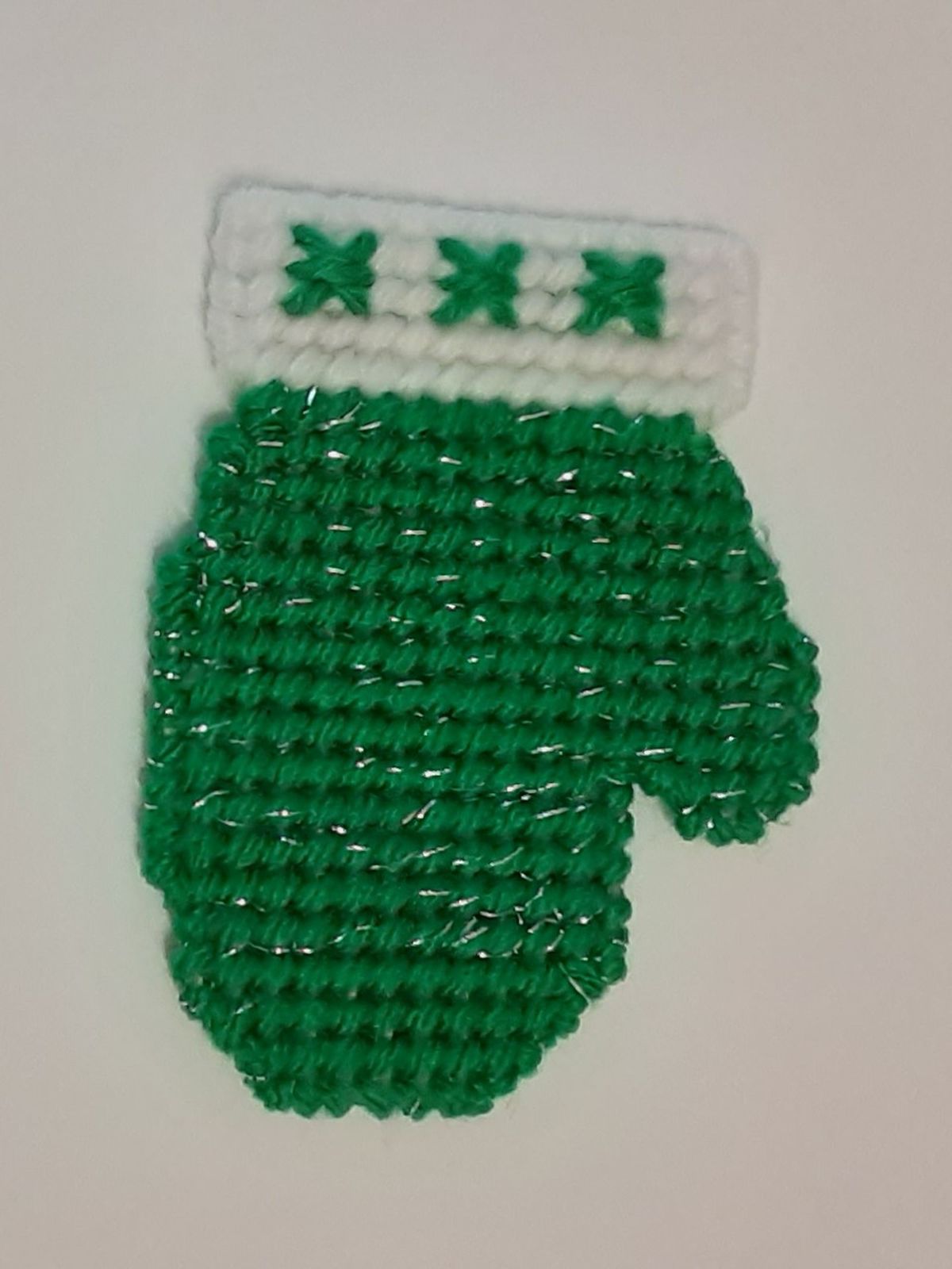 Primary image for Mitten Magnet, Gift for Her, Christmas Decor, Needlepoint, Green