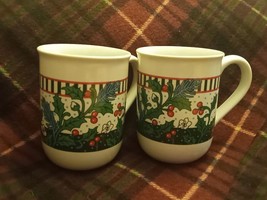 2 Hallmark Coffee Mug Christmas Holly mistletoe white green red - £9.76 GBP