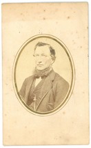 CIRCA 1870&#39;S CDV Featuring Handsome Man With Chin Beard Wearing Suit &amp; Tie - £9.57 GBP