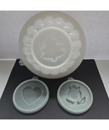 Tupperware Jell-N-Serve Gelatin Mold White Ring 3 Lid Insert Tree Tulip ... - $11.64