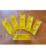 Vintage Kitsch Corn on the Cob Holders w/ear picks Green Plastic Set/6 - $36.78 CAD