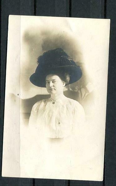 Primary image for USA 1909 Postal Card franked 1c Lady in the hat Grand Rapids Mich 9745
