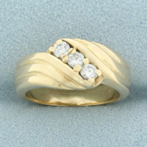 Diamond Wave Design Ring in 14k Yellow Gold - £385.20 GBP