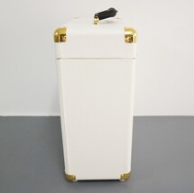 Victrola VSC-20-WHT-SDF Storage Case for Vinyl Turntable Records - White image 4