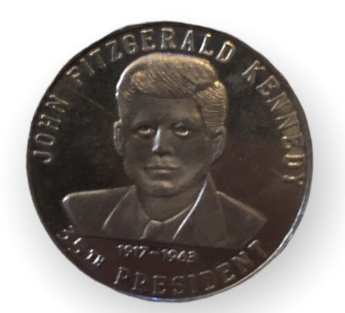 John Kennedy JFK 1917-1963 Plastic Token With Quote On The Back - $3.87