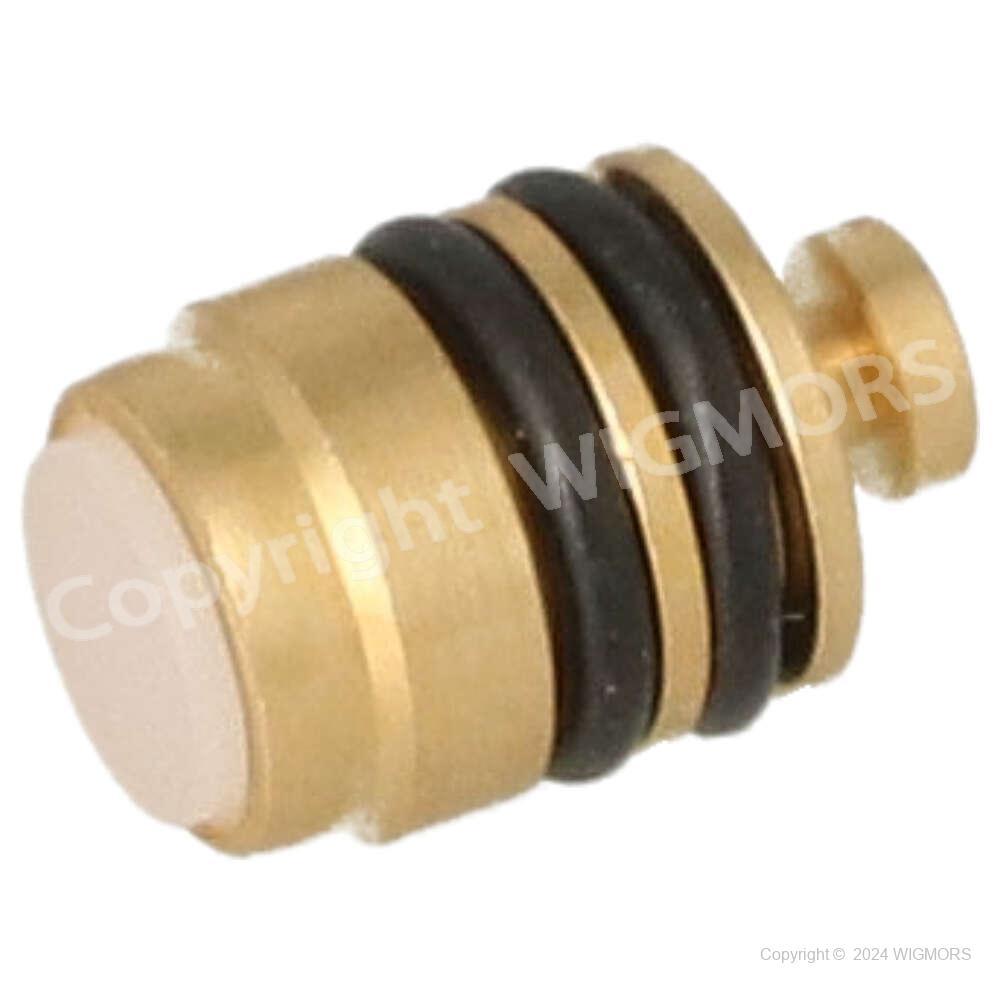 Piston including 2 gaskets Refco M4-6-04-R - $8.49