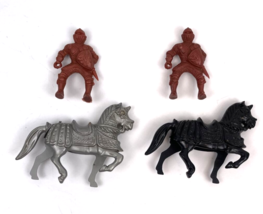 Vintage Plastic 1950&#39;s Lido Kings&#39; Playset Knights Horses Pieces  - $21.00
