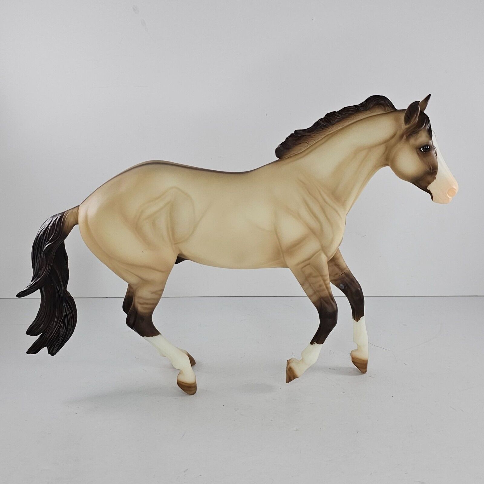 Primary image for Breyer Spokes And Spurs 2024 Ozark Special Run Loping Quarter Horse
