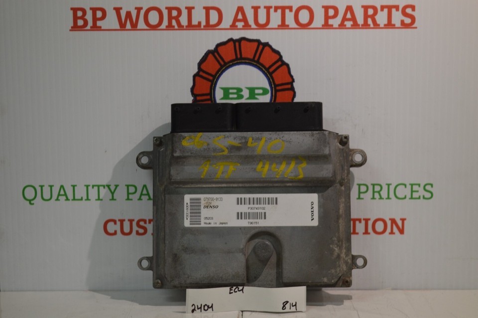 P30743102 Volvo S40 Engine Control Unit ECU 2004-2007 Module 814-24D4 - $23.51