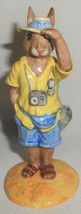 1998 Royal Doulton #DB190 TOURIST BUNNYKINS FIGURINE England COLLECTORS ... - $942.11 MXN