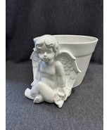 Vintage white ceramic 7.5” dia. flower pot with beautiful sitting cherub... - £16.20 GBP