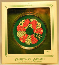 Hallmark: Christmas Wreath - Enameled Classic 1983 Holiday Ornament - £11.04 GBP