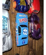 HOT WHEELS CHEX PARTY MIX #43 RICHARD PETTY 1970 PLYMOUTH BARRACUDA &amp; 17... - $16.83