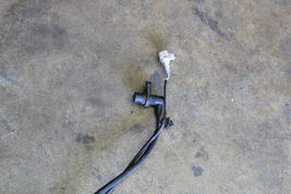 2000-2005 TOYOTA CELICA GT GT-S FRONT RIGHT SPEED SENSOR R510 image 4