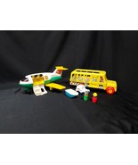 Fisher Price Little People LOT, #192 Yellow School Bus 1965, #180 Plane ... - $753.73 MXN