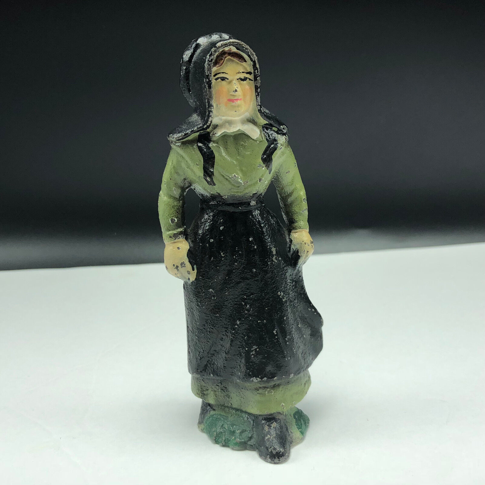 ANTIQUE CAST IRON TOY FIGURE Amish family statue pilgrim church mother green usa - $19.69