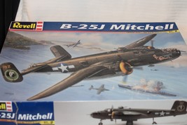 1/48 Scale Revell, B-25J Mitchell Bomber Airplane Model Kit #85-5512 BN Open Box - £95.92 GBP