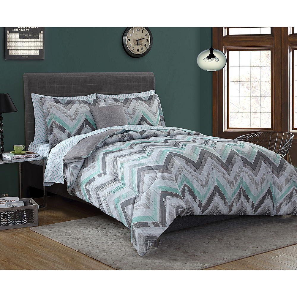Queen Size Comforter Sheet Set Complete Bedding Bed in a Bag Chevron Gray Mint - $52.42