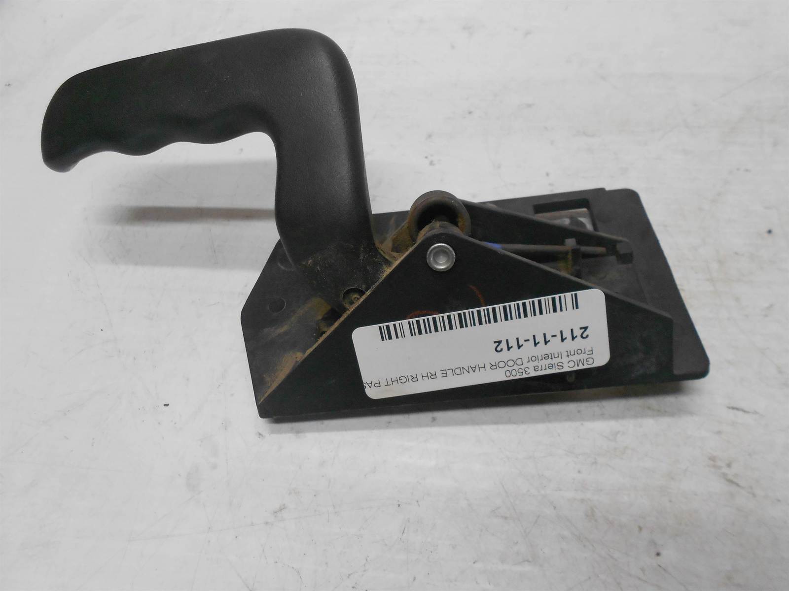 2000-2006 Chevrolet Tahoe GMC Yukon RIGHT FRONT PASS Side Inrerior Door ... - $24.99
