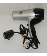 Vidal Sassoon model VS786 hair dryer 1875 Watts - $20.30 CAD
