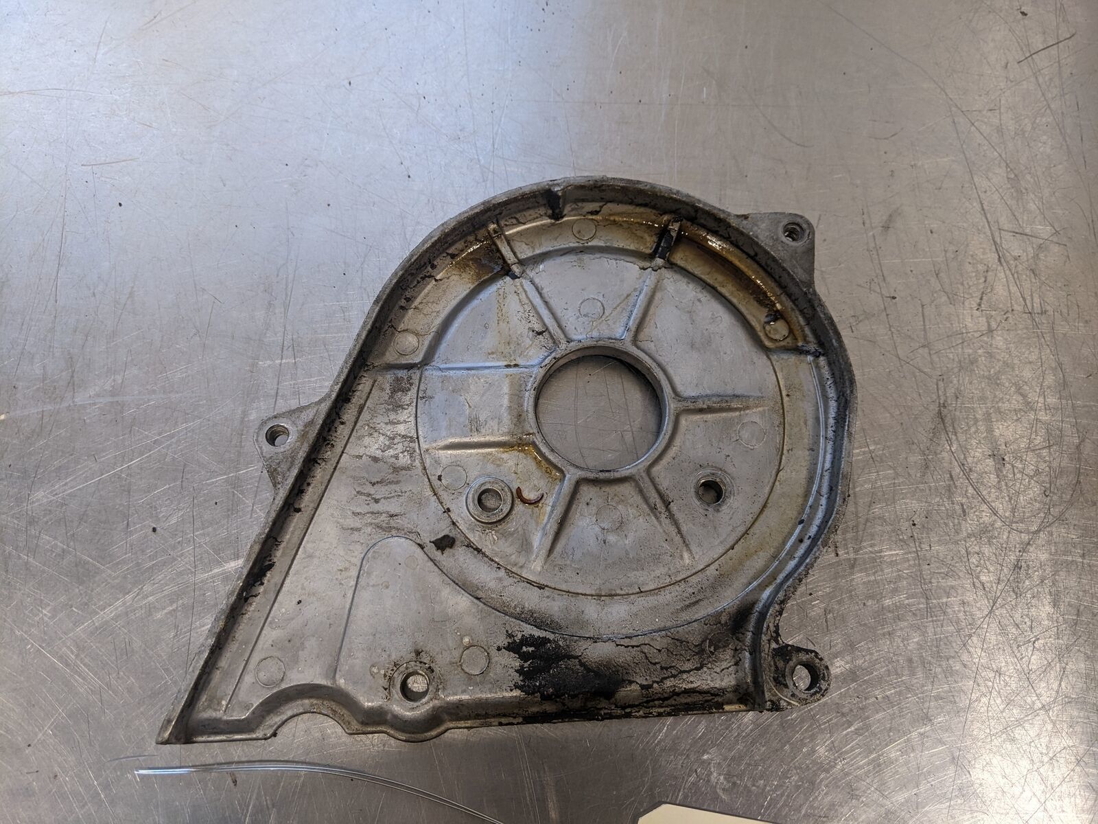 Rear Timing Cover From 1994 Isuzu Amigo 2.6 Timing Covers