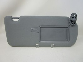 2011-2015 Kia Sorento Passenger Sun Visor Sunvisor Gray OEM A04B19030 - £23.22 GBP