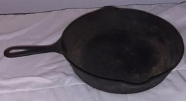 Vintage Large Cast Iron Skillet with Heat Ring Double Pour Spout Antique - $1,857.10 MXN