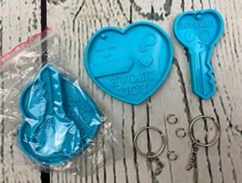 4 Pieces Love on Valentines Day Silicone Keychain Molds Heart Shaped Epoxy - £11.62 GBP