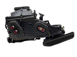 2018 Nissan Pathfinder S/SV Front Heater Core Evaporator Blower Box Asse... - €408,20 EUR