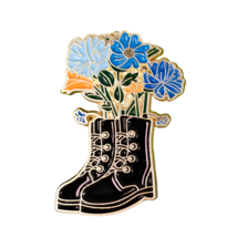 Flowers &amp; Boots Pin Badge Enamel Fashion Lace Boot Pin Badge Brooch Jewellery - £4.74 GBP